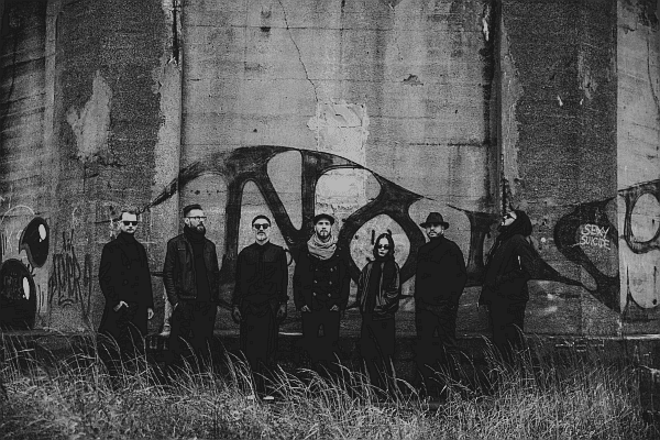 Gutierez zaprasza do "Morza Martwego"