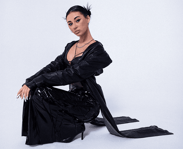 Lena Moonlight dystansuje się od hejtu