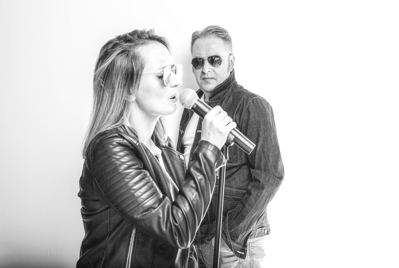 Duet Poisonsweet wydał nowy klip "Blind Alley"