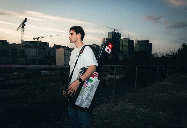 Kacper Dworniczak wydał debiutanckie "Journeys"