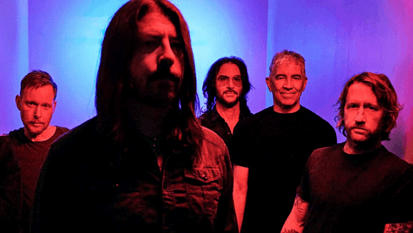 Foo Fighters wydali nowy singel "Rescued"
