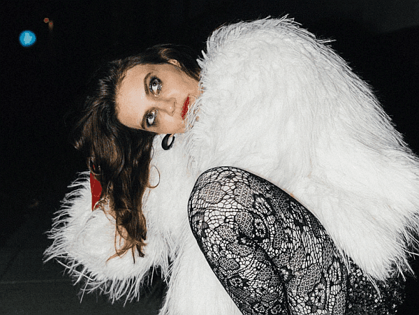 HELA ME RY otworzyła drzwi do "Nieba"