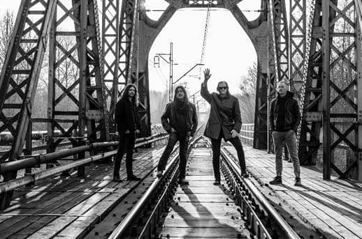 Januszko Magneto wydali "Zero"