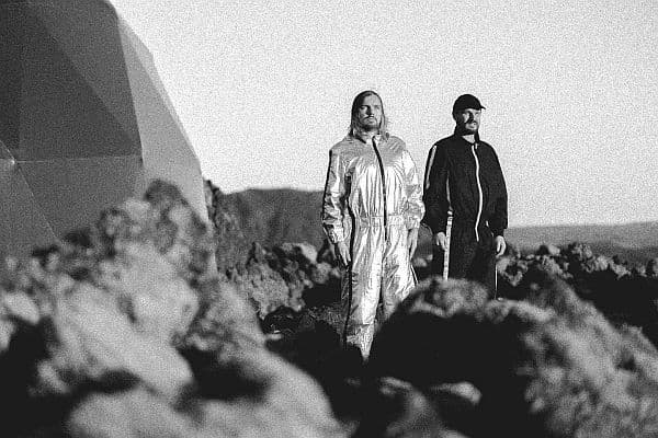 KĘPIŃSKI >|< KOWALONEK wydali akustyczne „Kintsugi”