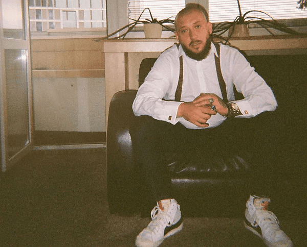 Kortez zanucił "Kołysankę"