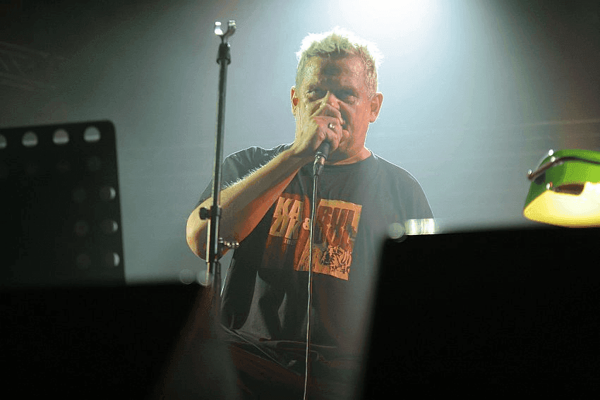 Kult na akustycznej trasie po Polsce