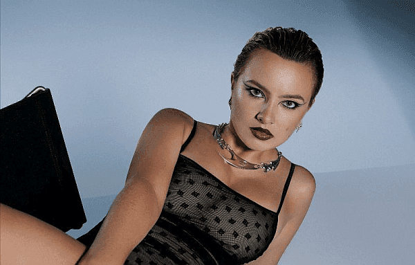 Natalia Nykiel walczy z "Demonami"