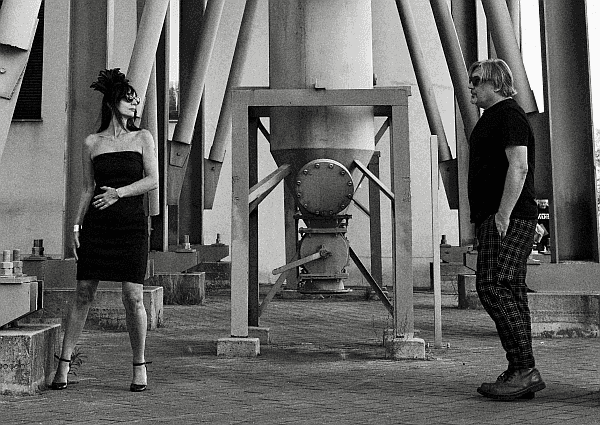 Duet Wrong! zaczął od kłamstw