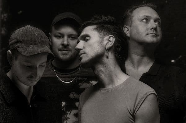 Low Island wyda album "bird"