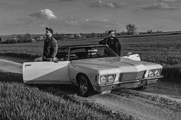 Pewien Rodzaj Opowieści wydał "Wiersze"