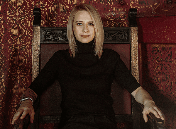 Róża postawiła przecinek i kropkę