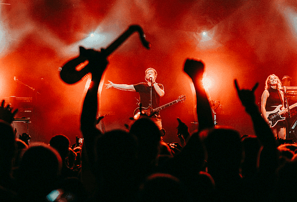 The Midnight zagra w Warszawie