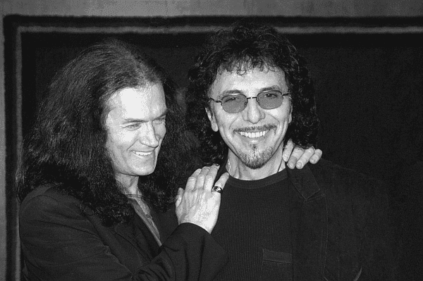 Tony Iommi wyda dwie płyty na winylu