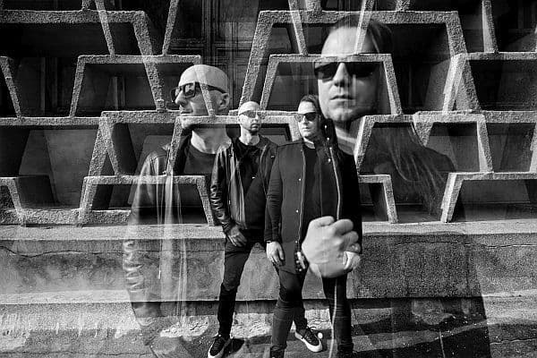 Post-punkowy undertheskin zapowiada nowy album "Never | Return"