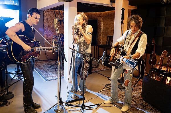 YUNGBLUD i Aerosmith nagrali ep-kę "One More Time"