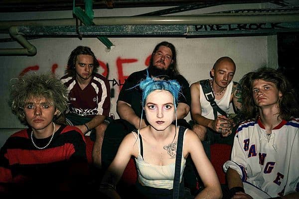 Warszawskie .bHP ustawiło blokadę drogową