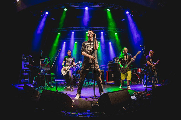 De Łindows przedstawia Janusza z ONR-u