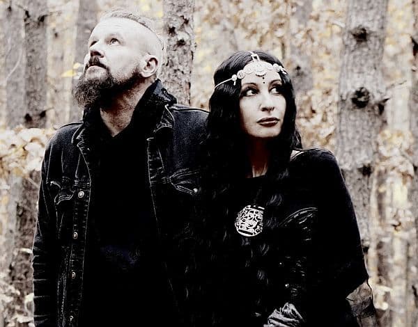 Death By Love z debiutanckim teledyskiem