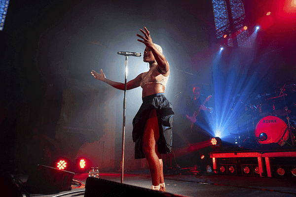 Iniko przyjedzie do Warszawy