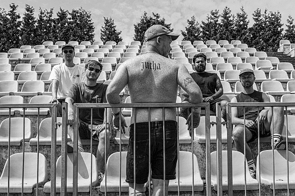 Jucha w odcieniach szarości