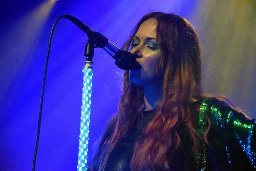 Ania Rusowicz oddaje hołd grupie 2+1