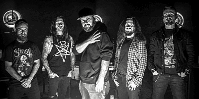 BlackStar wrócili z nowym singlem i wokalistą