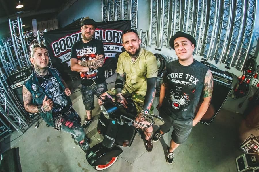 Booze & Glory z nowym klipem zapowiada cztery polskie koncerty