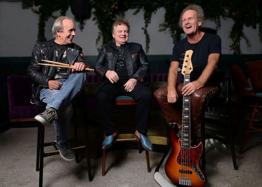 Budka Suflera i Felicjan Andrzejczak w 'Maskach'