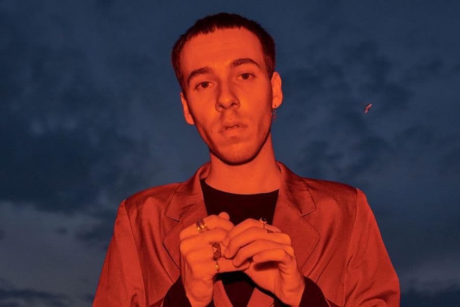 Dawid Grzelak przedstawia "Zasięg"