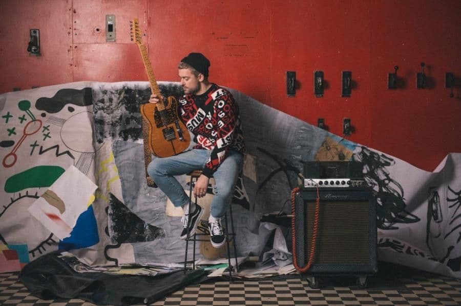 Drugi singel z debiutanckiej płyty Bartka Królika