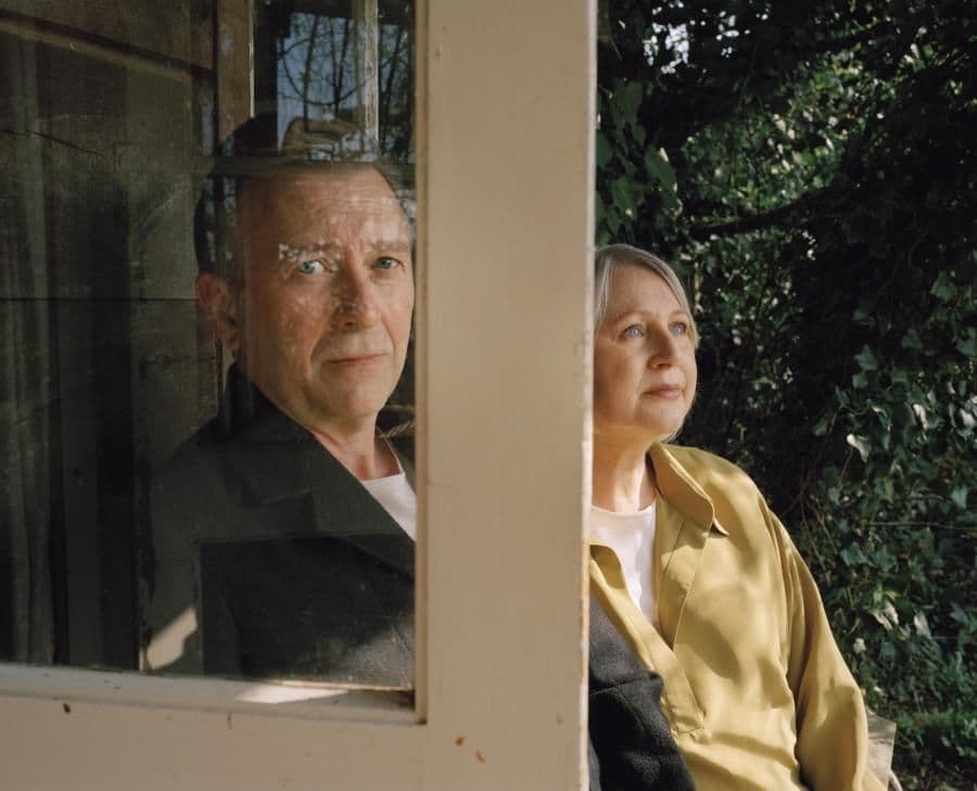 Elizabeth Fraser zaprezentowała drugi singel Sun's Signature