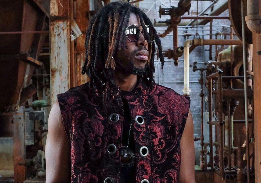 Flying Lotus prezentuje nowe spojrzenie na album „Flamagra”