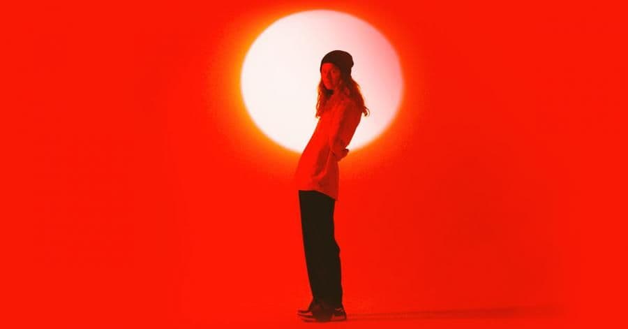 girl in red wystąpi w Warszawie