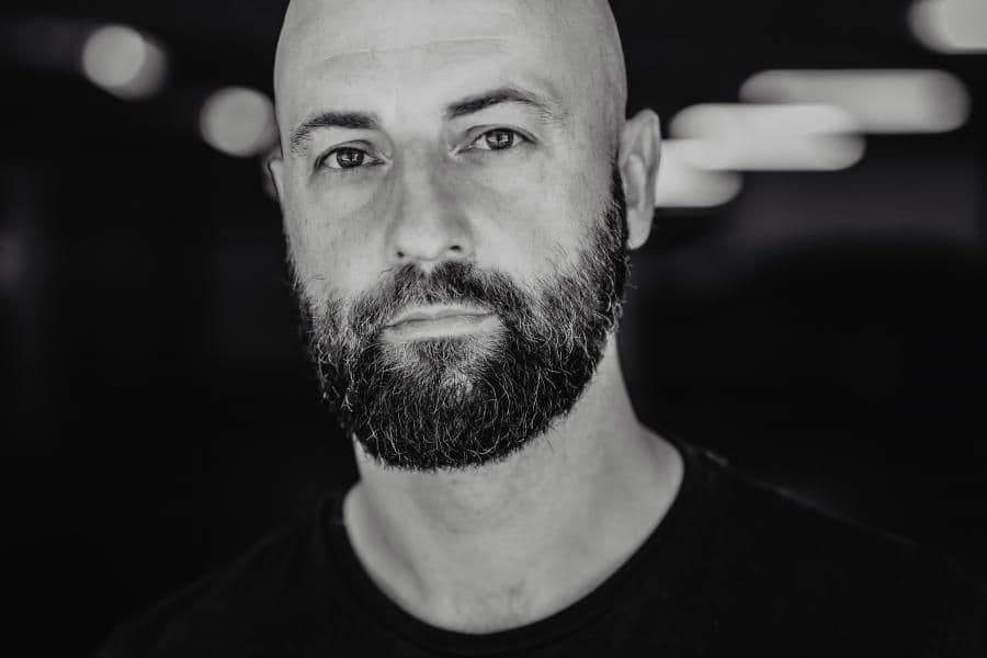 Gitarzysta Marcin Pająk zaprasza do labiryntu