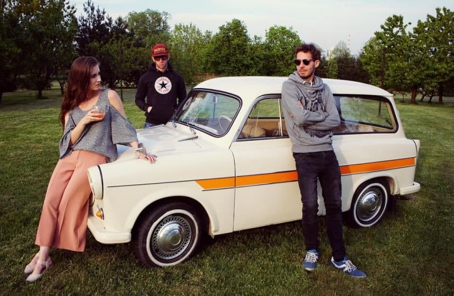 Holly Blue zapowiada trzeci album