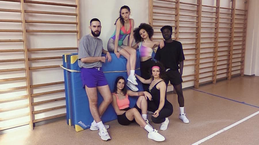 idothings wydał debiutancki singel "Telepathy"