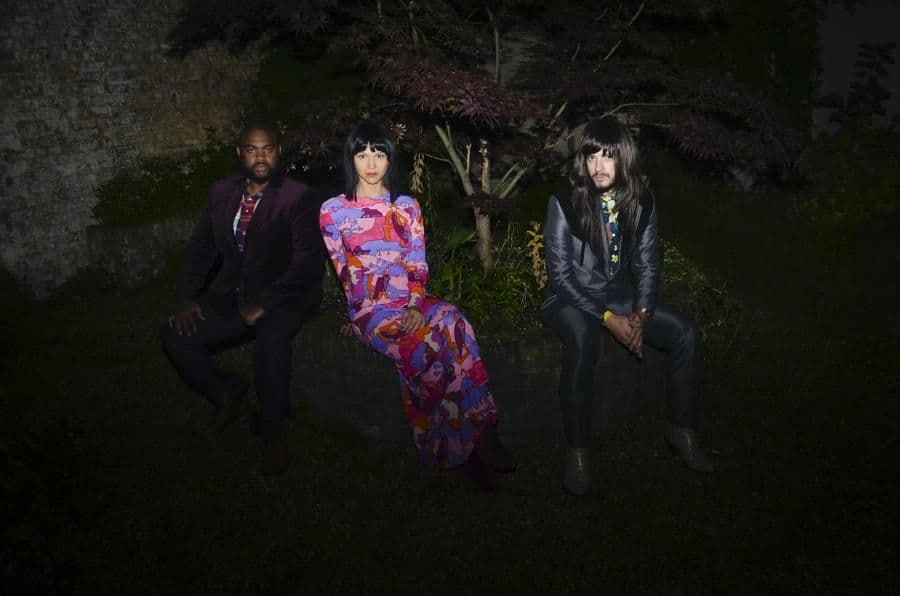 Khruangbin przedstawia "Mordechaia"