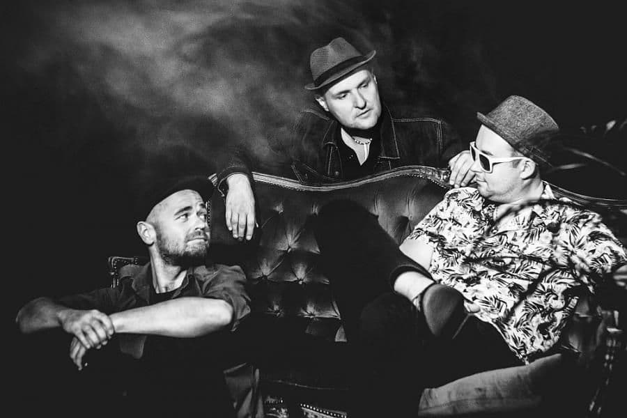 Komety prezentują singel "Dominika Się Waha"