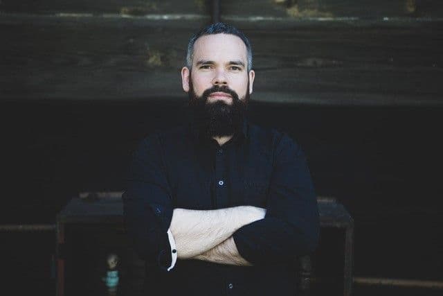 Kontrabasista Maciej Sadowski wyda nowy album