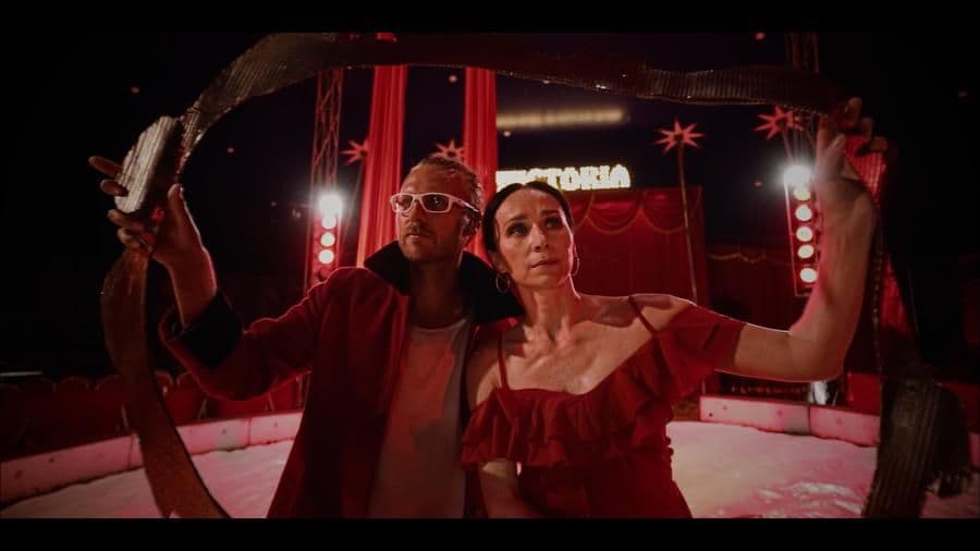 L.U.C. i Renata Przemyk w domu sąsiednim