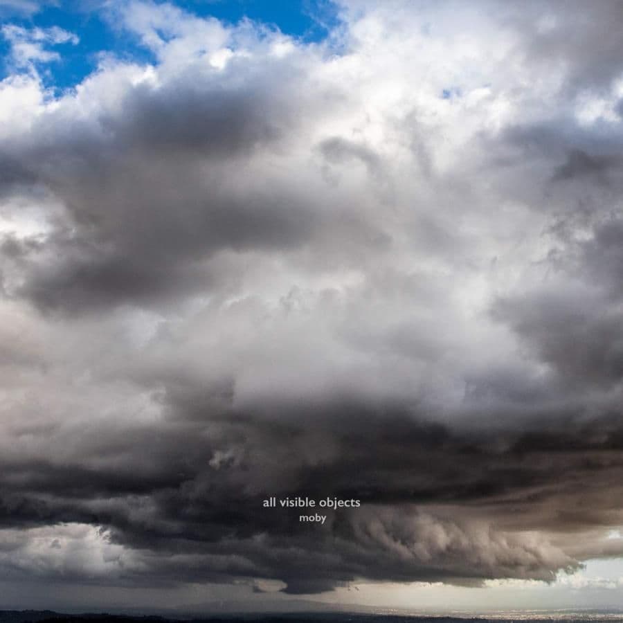 Moby wydał siedemnastą płytę