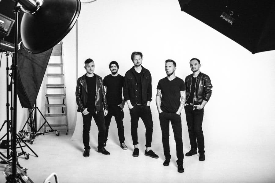 Modern Lies wydali singel "Za Mało"