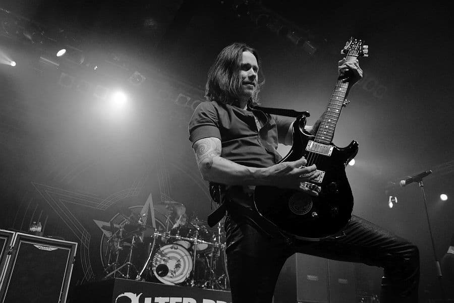 Myles Kennedy z nowym animowanym klipem