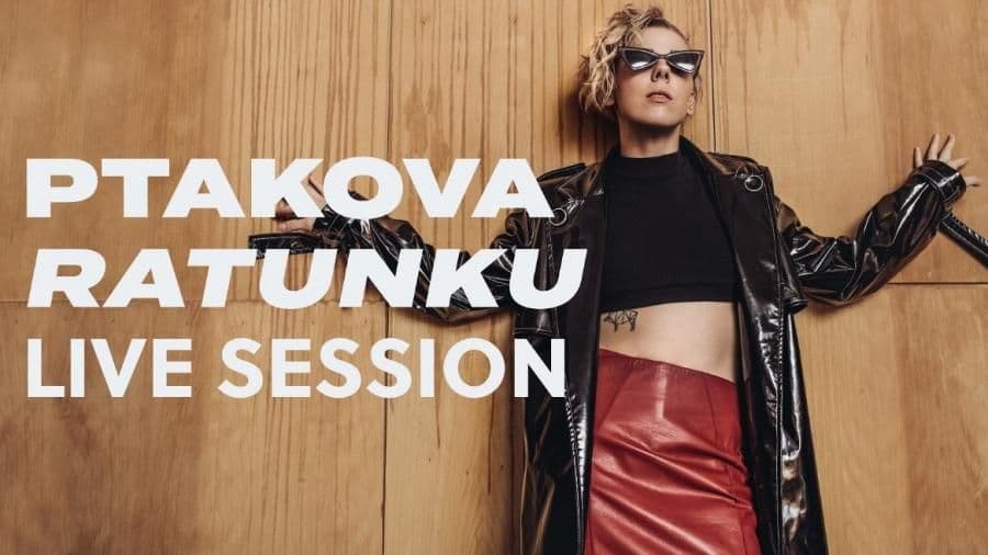 Ptakova: "Ratunku" z sali prób