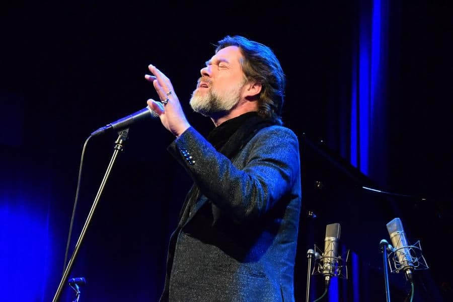 Rufus Wainwright z koncertami on-line