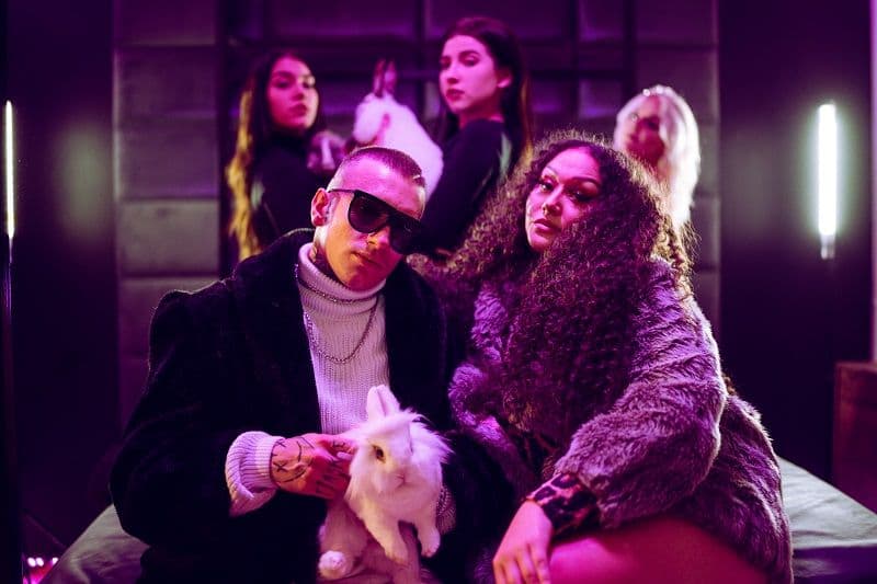 Smolasty w gorącym teledysku z Oliwką Brazil