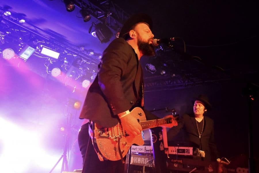 Smolik/Kev Fox przedstawiają "Move Honey"