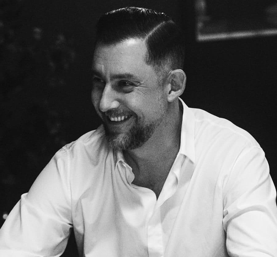 Sokół powiedział 'Cześć'