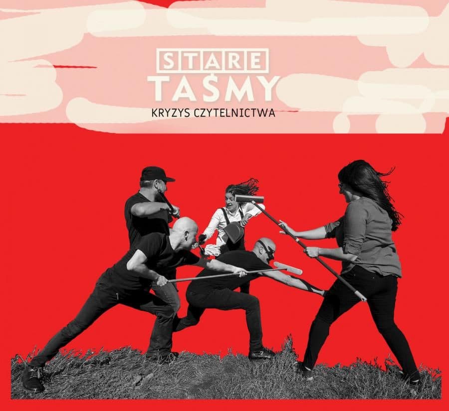 Stare Taśmy oznajmiły 'Kryzys Czytelnictwa'