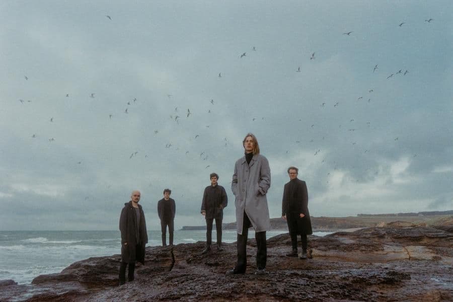 Whispering Sons wydali nowy singel